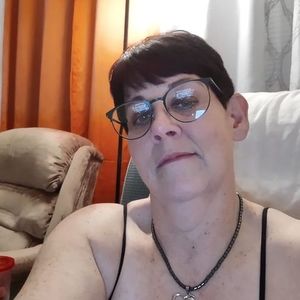 Meet your Posher, Renee